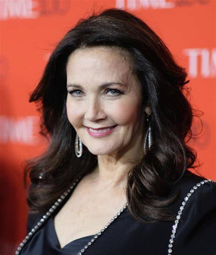 Lynda Carter Bio (Wiki) 