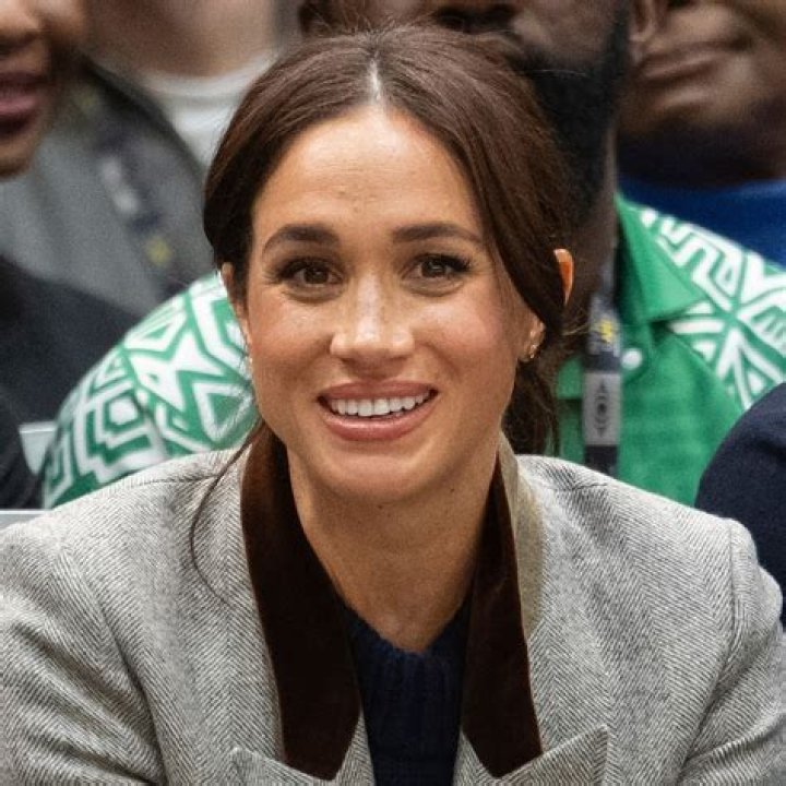 Know More About the Givenchy Dress Meghan Markle Wore for Her Wedding to Prince Harry in 2018! Meghan Markle (1)