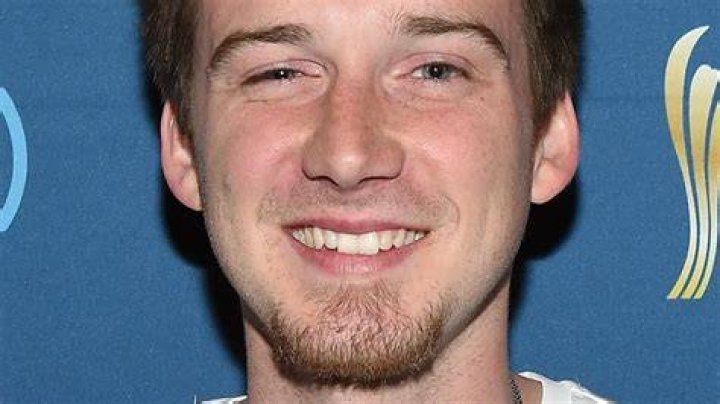 Morgan Wallen Teeth braces