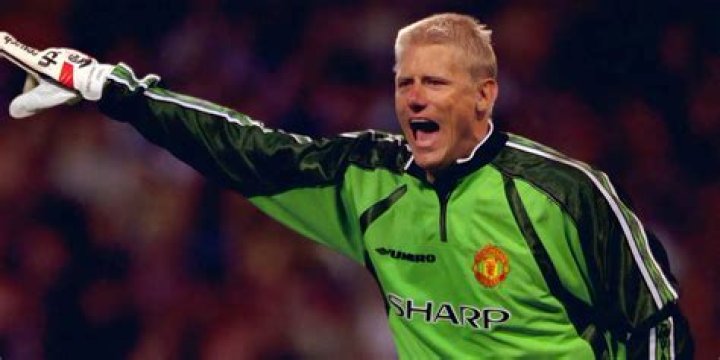Peter Schmeichel photo 3