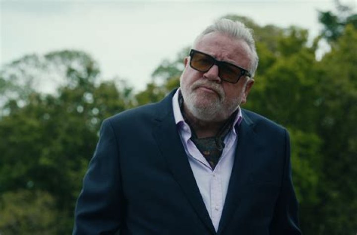 Ray Winstone photo 2