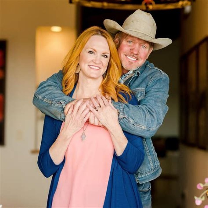 Ree Drummond is a blogger and food writer.