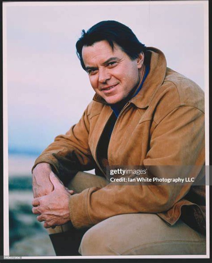 Robert Urich photo 2