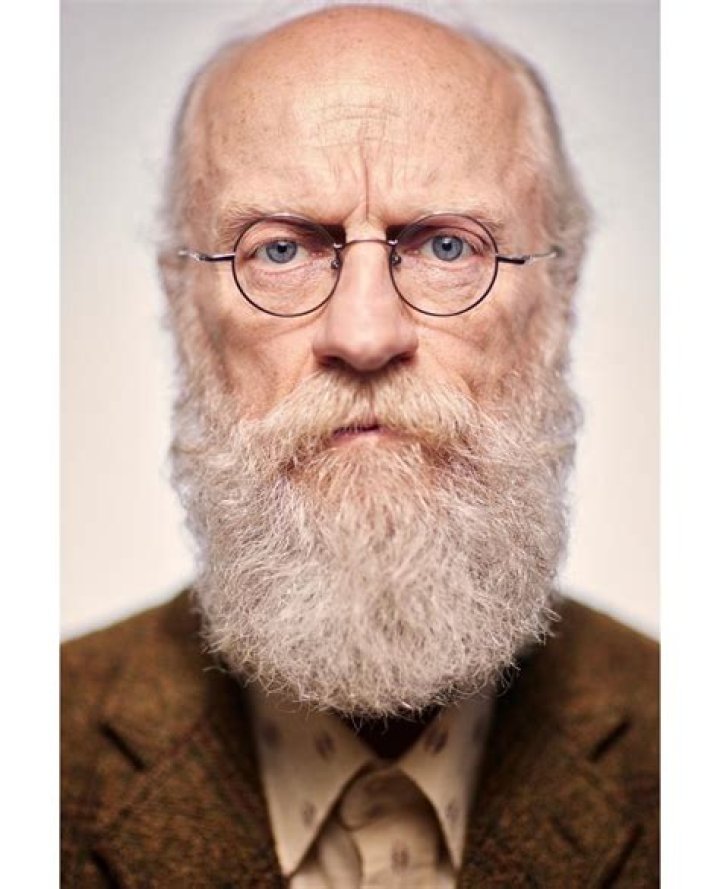 Russell Hodgkinson Bio (Wiki) 