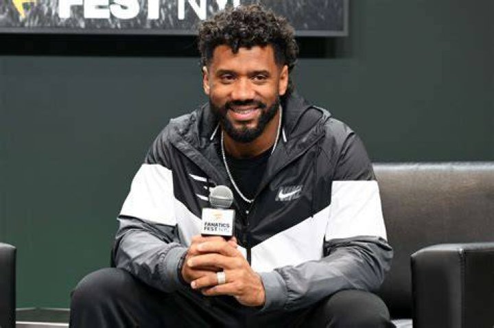 Russell Wilson's pet Prince, Naomi, and Hero