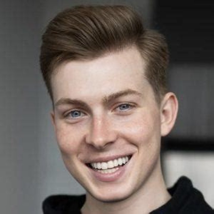 Sam Eckholm - Age, Family, Bio