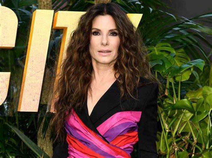 Sandra Bullock photo 2
