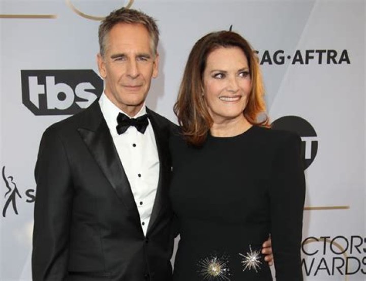 Scott Bakula married two times to date.