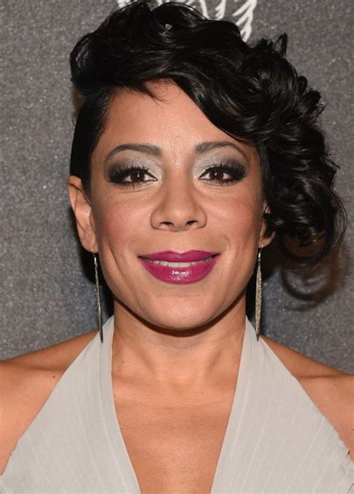 Selenis Leyva Bio (Wiki) 