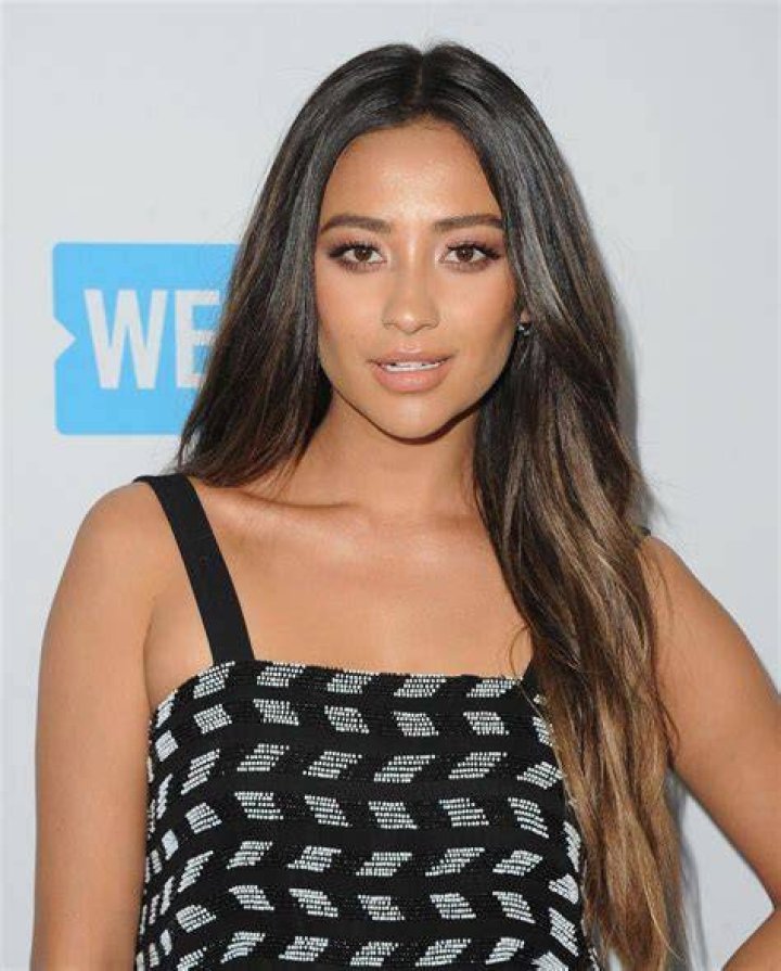 Shay Mitchell photo 2