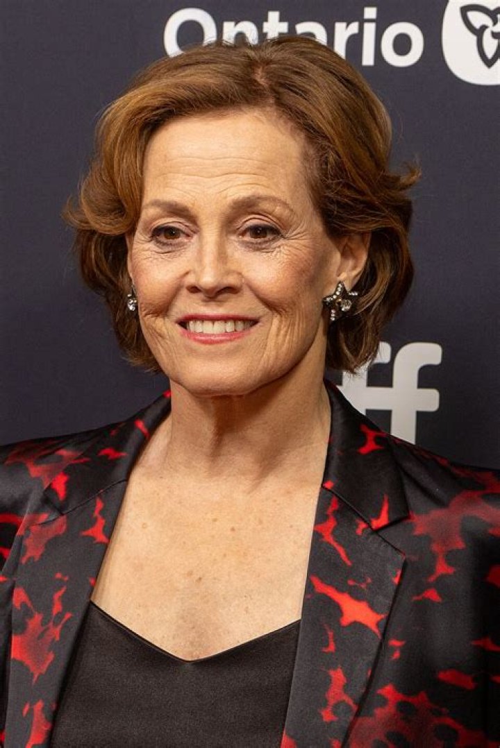 Sigourney Weaver photo 2