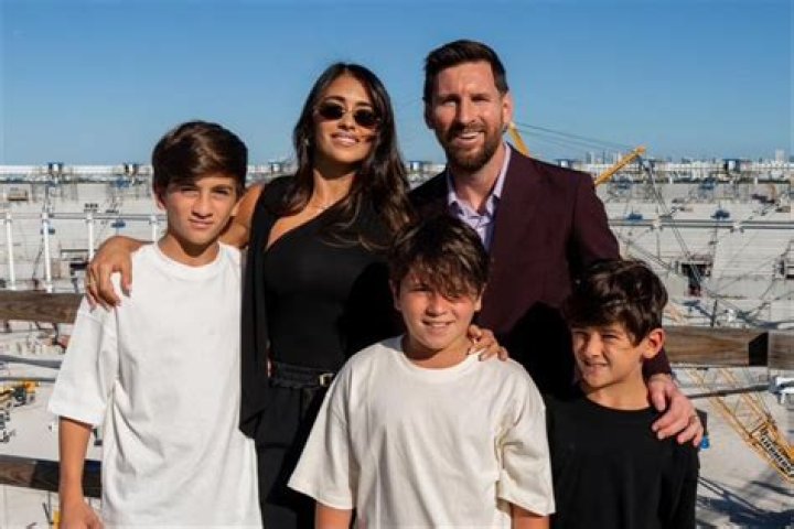 Thiago Messi Roccuzzo with her father, Lionel&nbsp; Messi and two siblings. Know more about Messi's elder son Thiago Messi