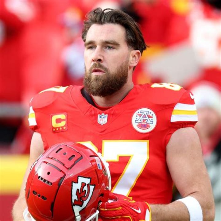 Travis Kelce photo 3