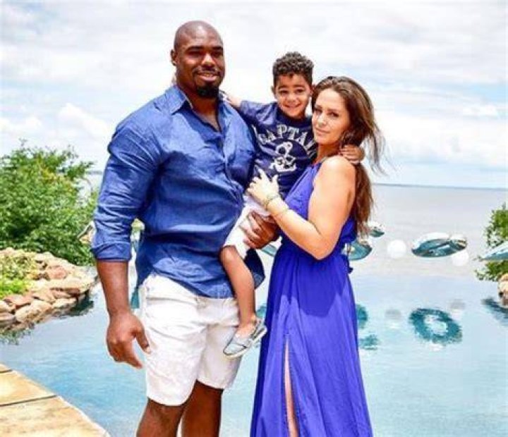 Tyron Smith - Age, Family, Bio