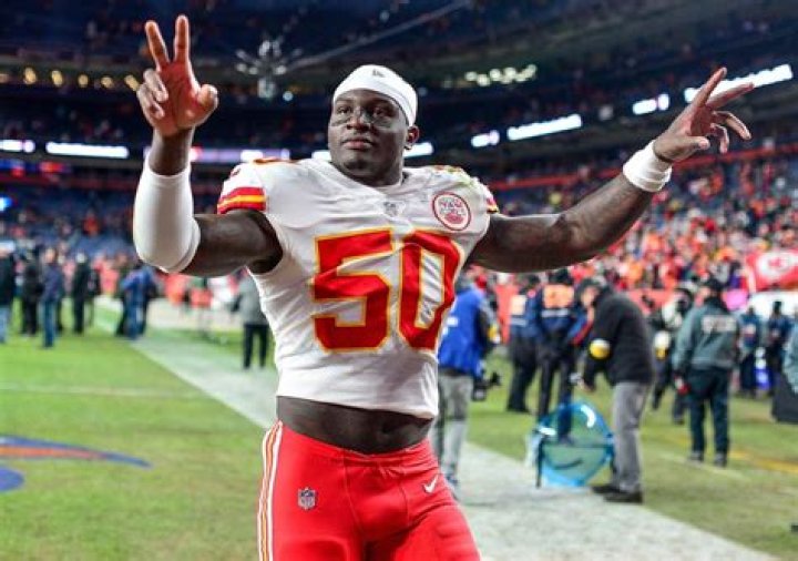 Willie Gay Jr.'s pet No Pets (Willie Gay Jr.)