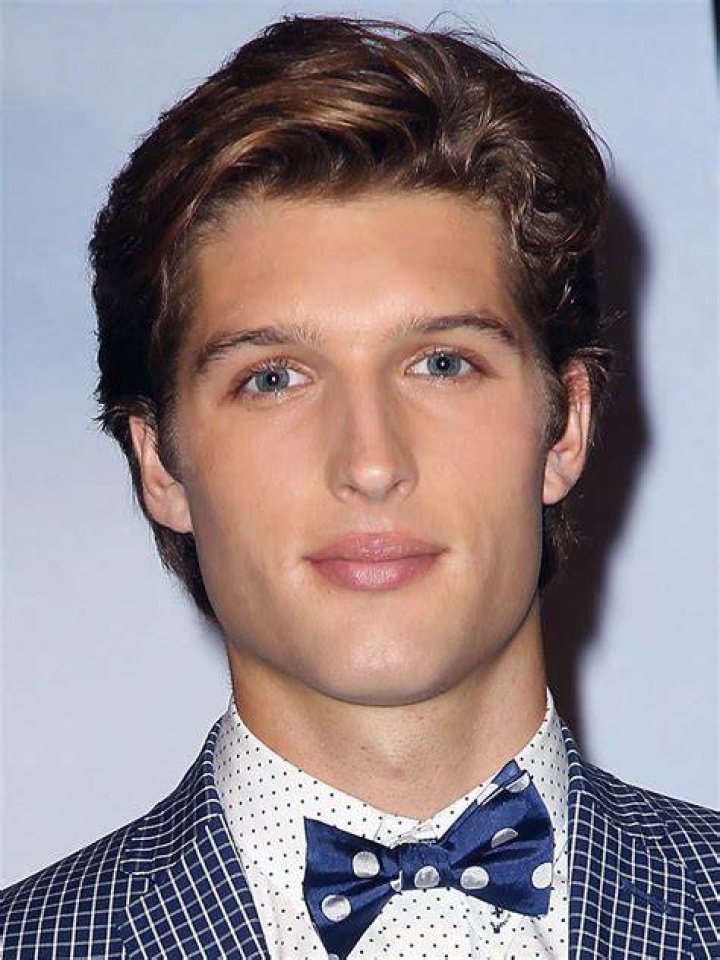 Zak Steiner Bio (Wiki) 